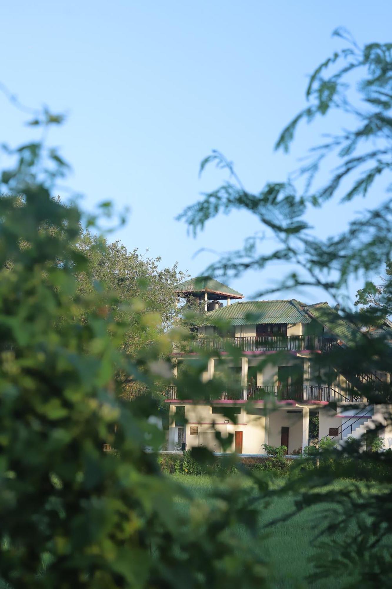Birdsong Leisure Resort Tissamaharama Exteriér fotografie